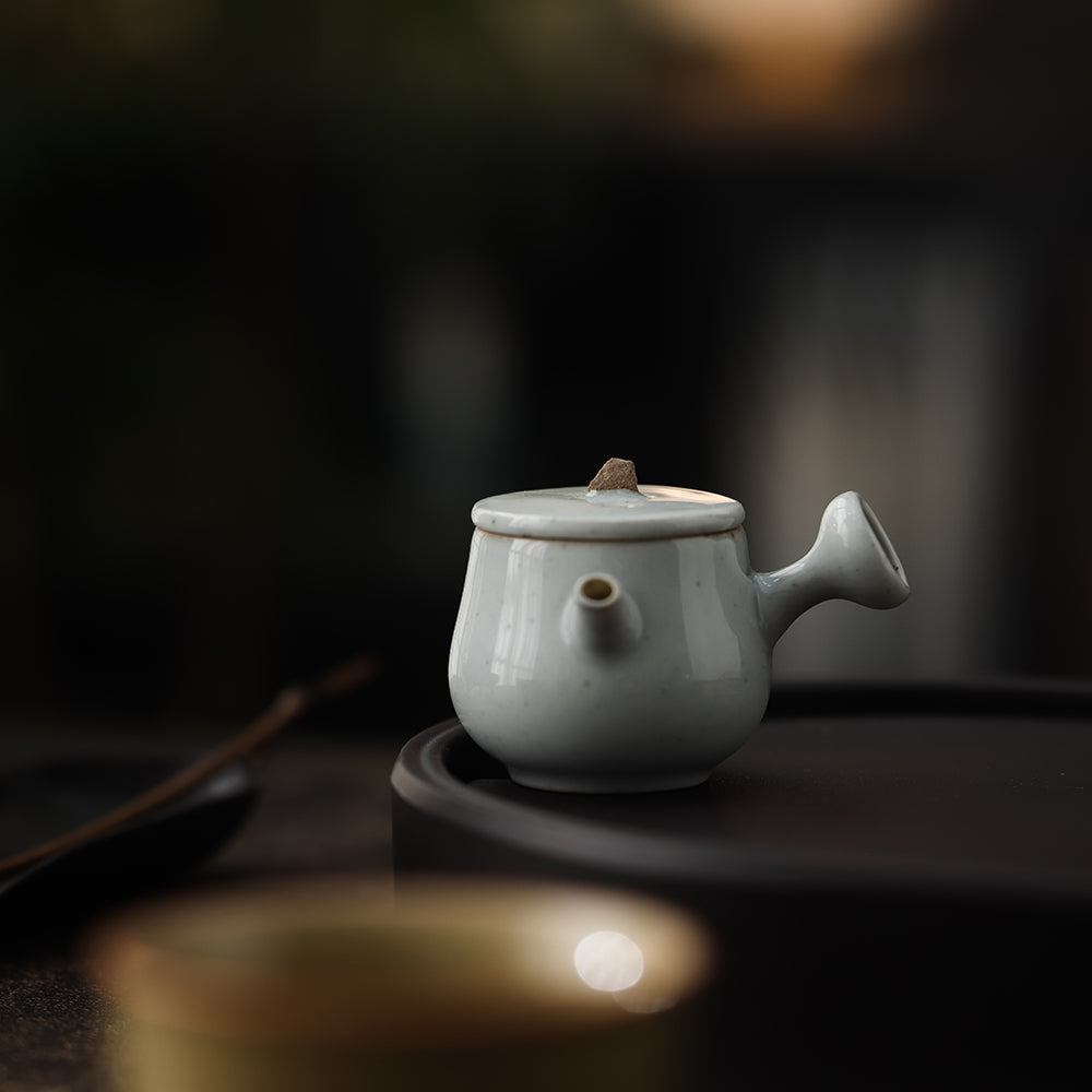 Tiny Teapot Tea Pet - Jesse's Teahouse