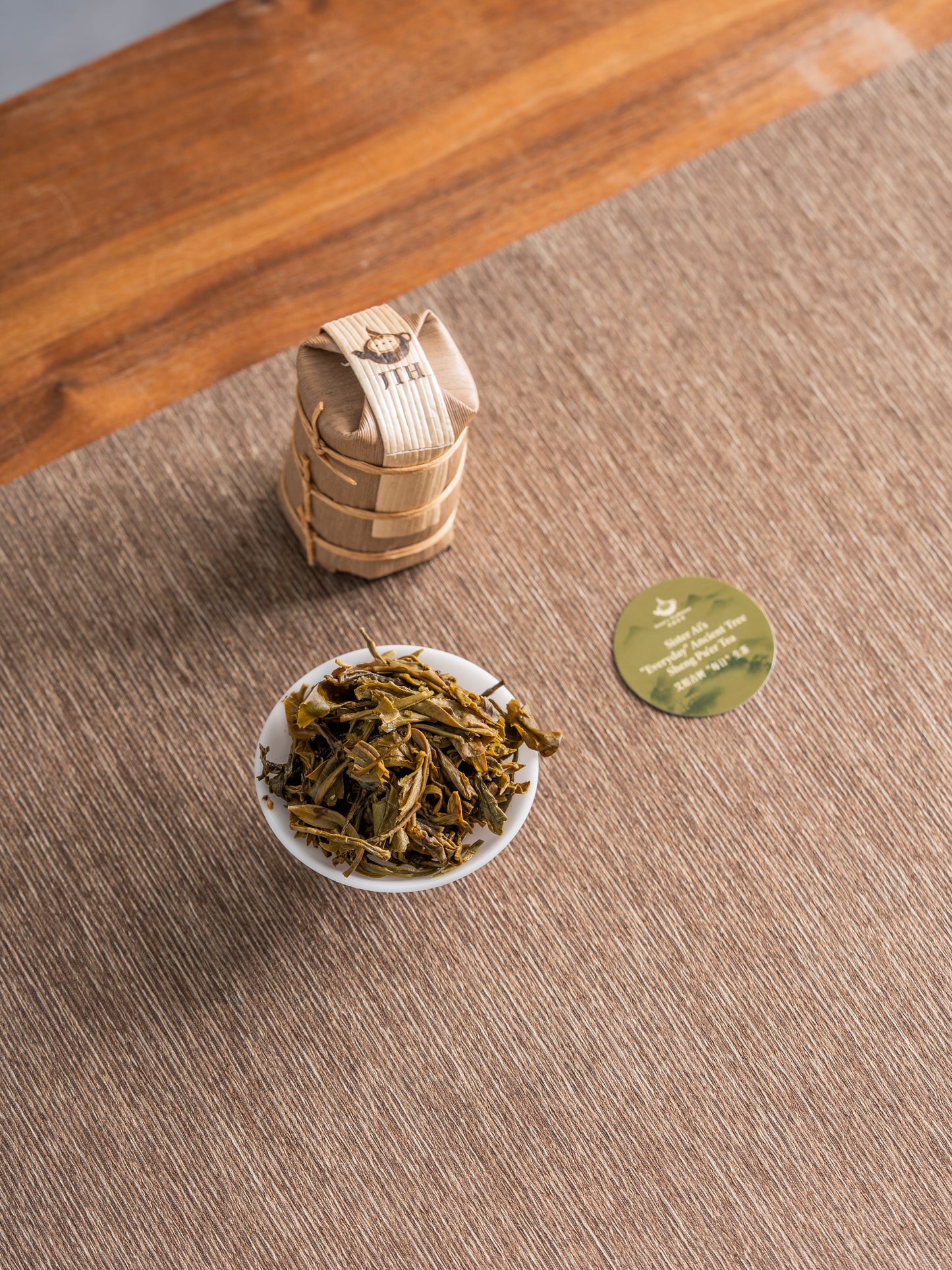 Sister Ai’s “Seven Cakes” Tong Sampler