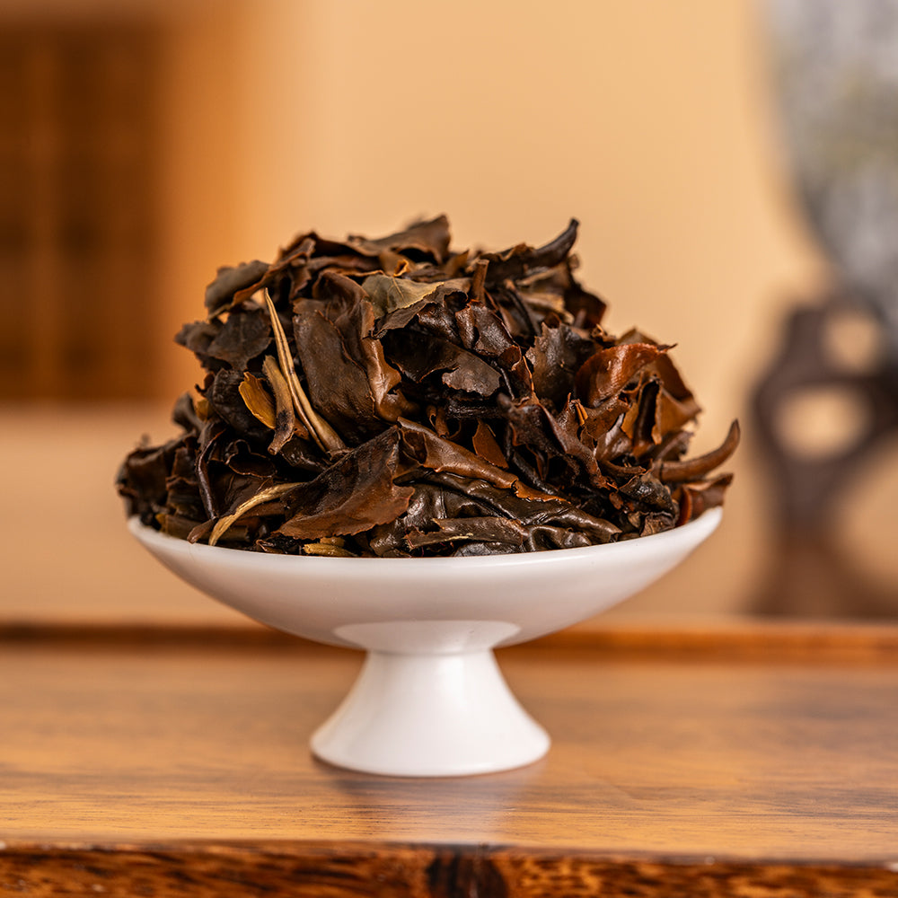 Sister Ai’s 2014/15 Blend Ancient Tree White Tea Cake