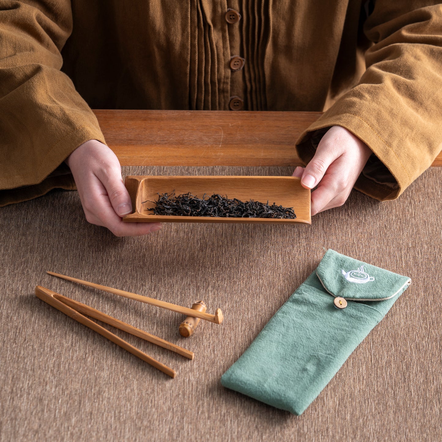 “Three Gentleman” Bamboo Tea Scoop Set