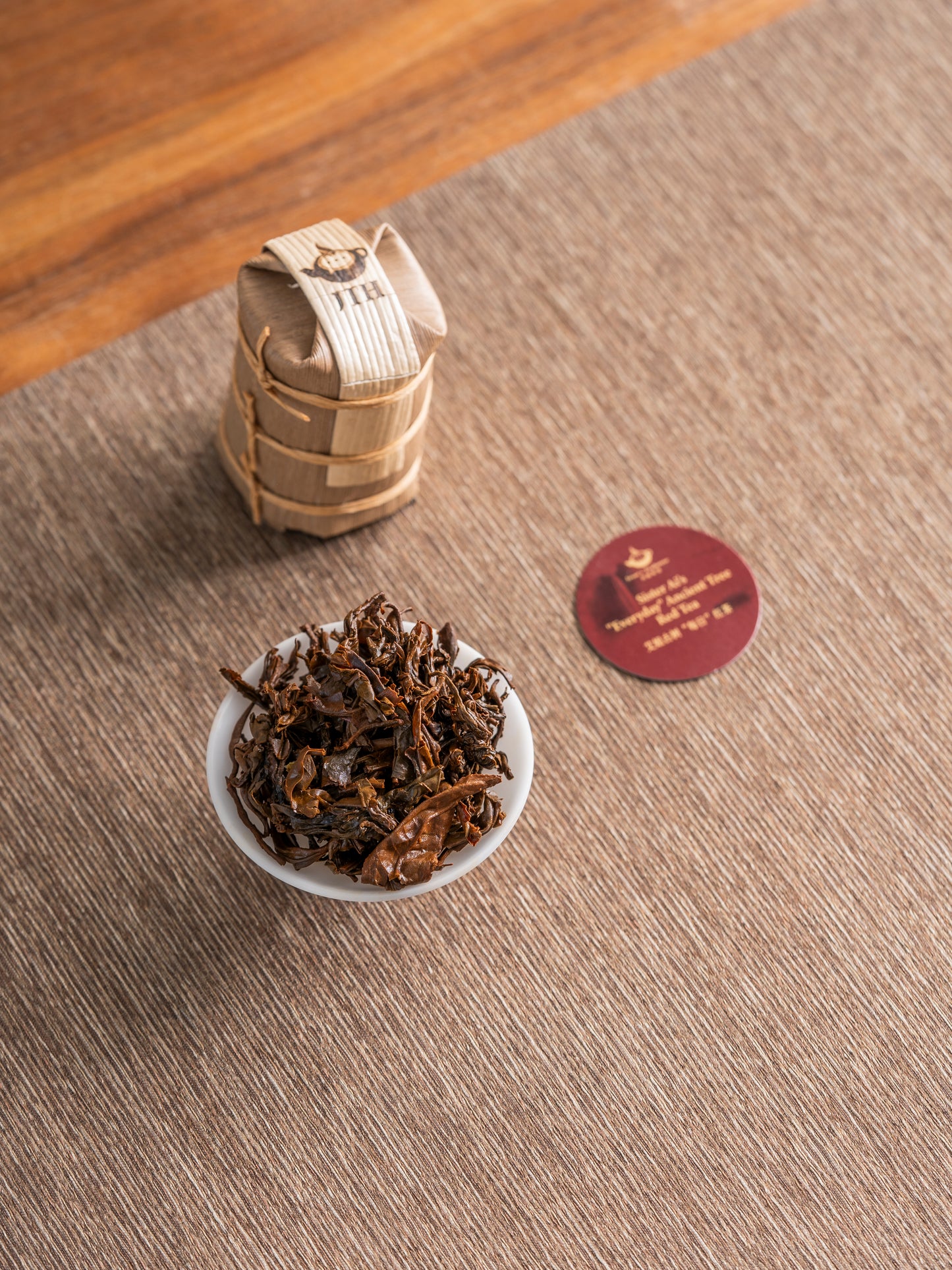 Sister Ai’s “Seven Cakes” Tong Sampler