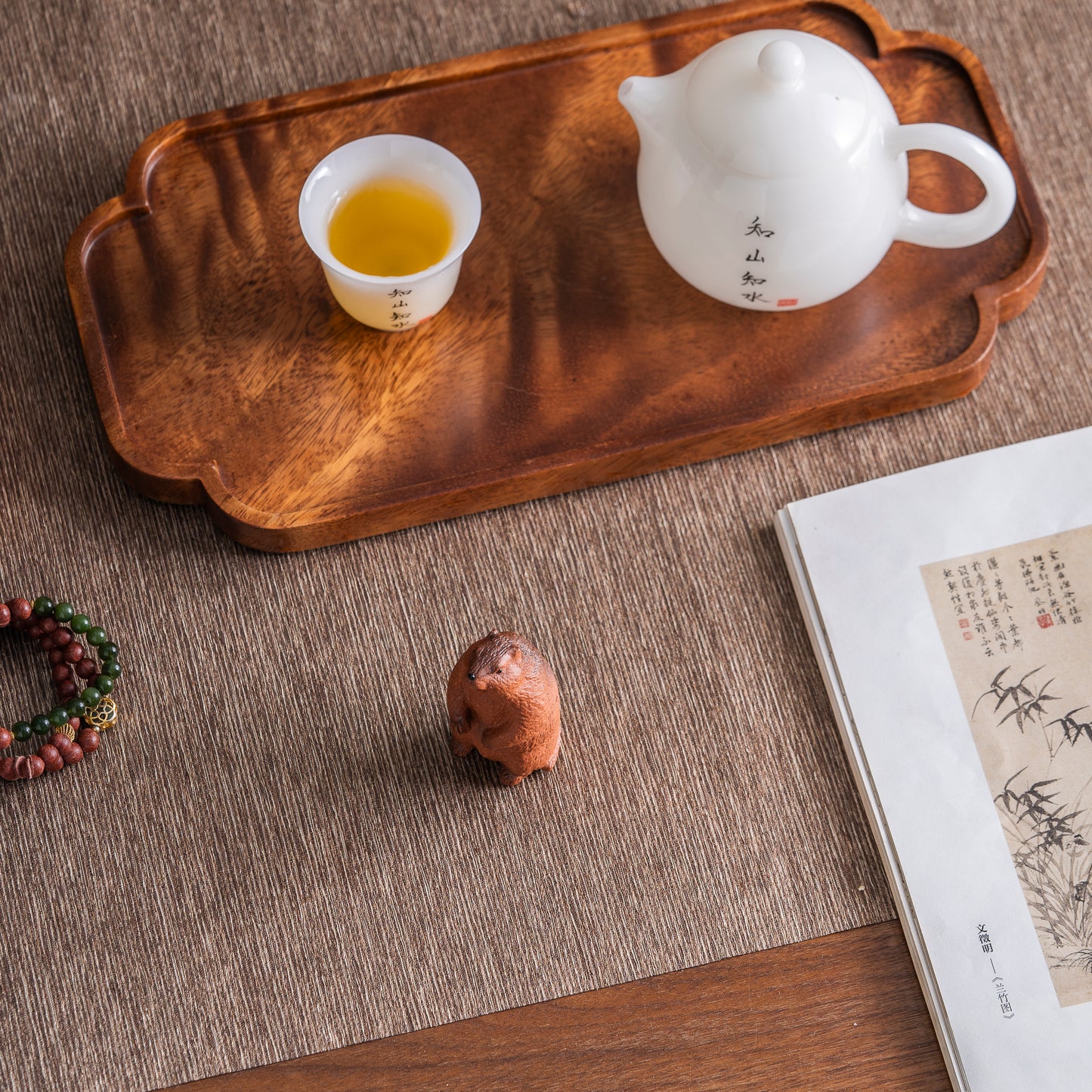Groundhog Tea Pet (Earth Box)
