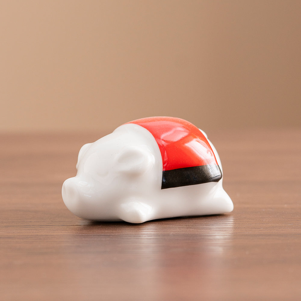 Pig Tea Pet