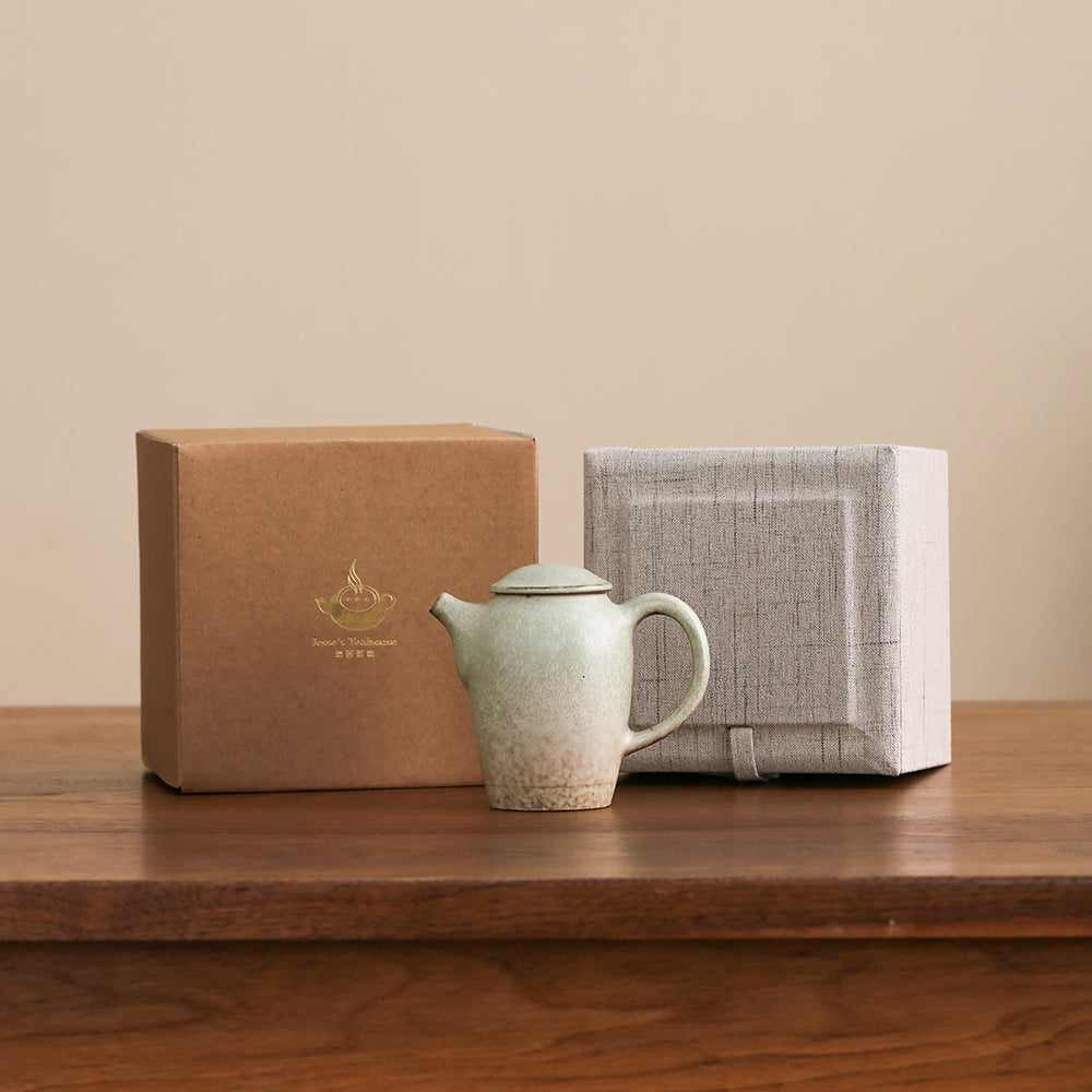 Duidui’s “Tall Fisherman” Teapot - Jesse's Teahouse