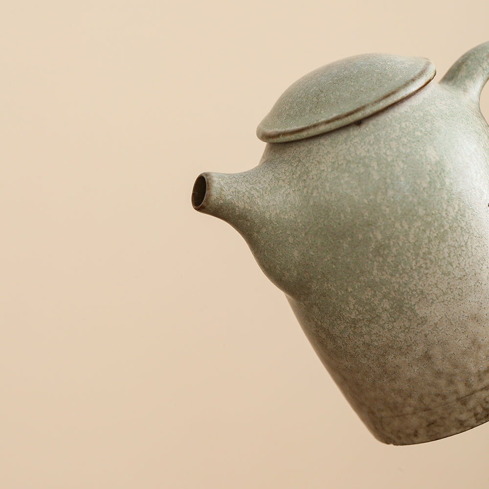 Duidui’s “Tall Fisherman” Teapot - Jesse's Teahouse