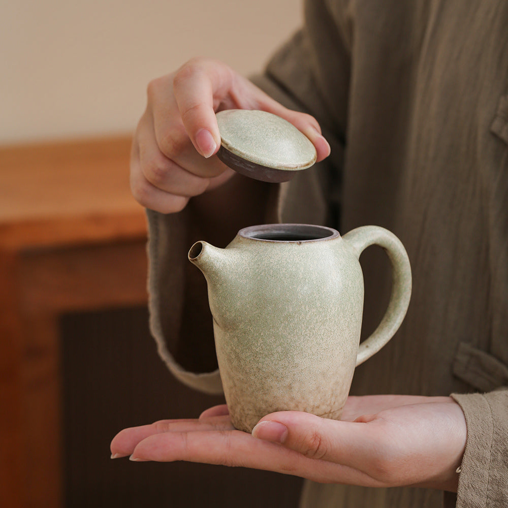 Duidui’s “Tall Fisherman” Teapot - Jesse's Teahouse