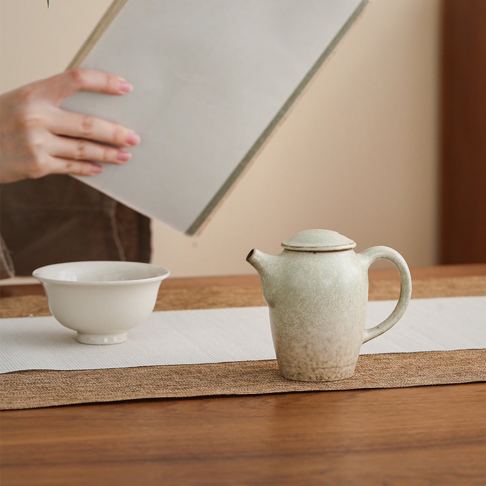 Duidui’s “Tall Fisherman” Teapot - Jesse's Teahouse