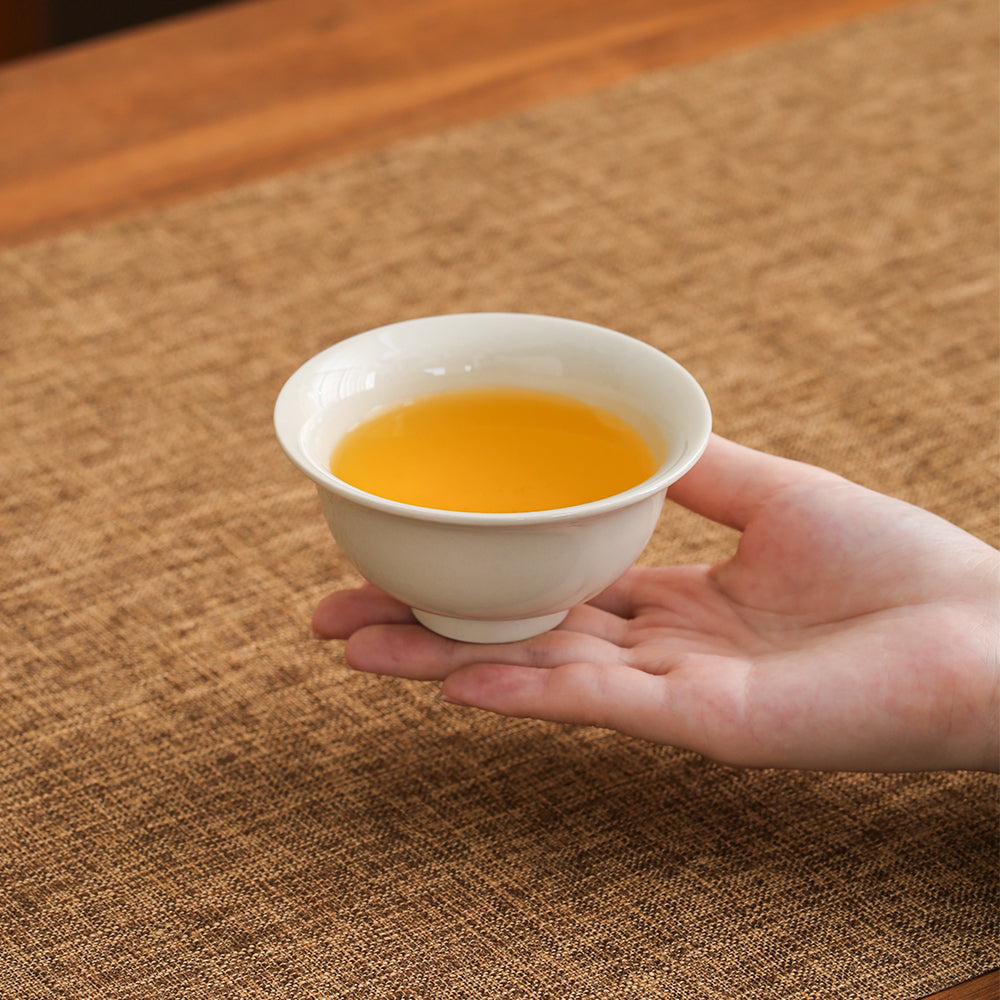 Duidui’s Full Palm Teacup (Set of 2) - Jesse's Teahouse