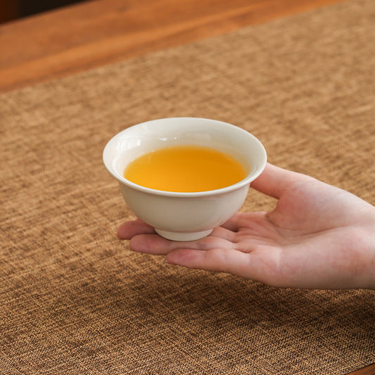 Duidui’s Full Palm Teacup (Set of 2) - Jesse's Teahouse