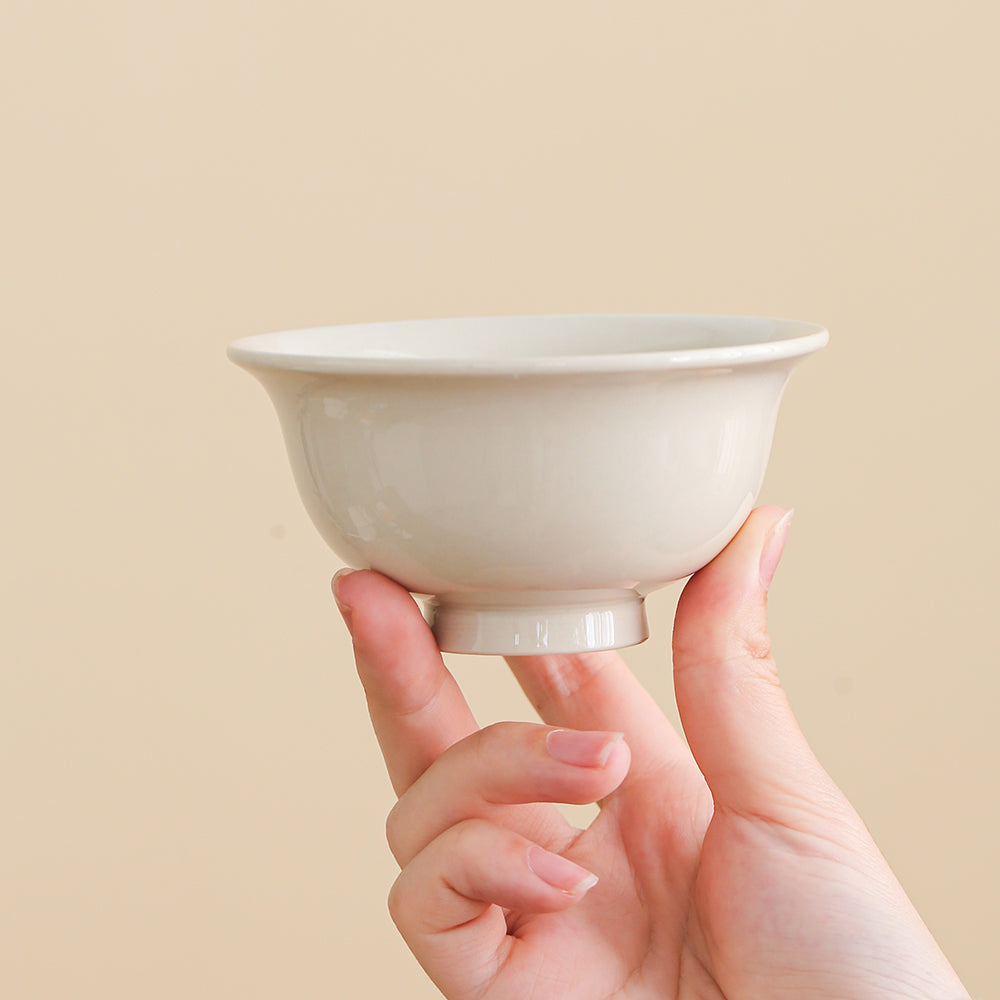 Duidui’s Full Palm Teacup (Set of 2) - Jesse's Teahouse