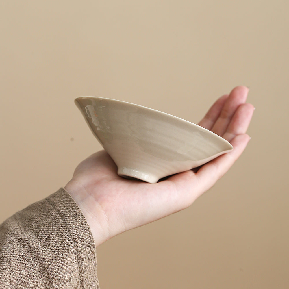 Duidui’s Straw Hat Teacup (Set of 2) - Jesse's Teahouse