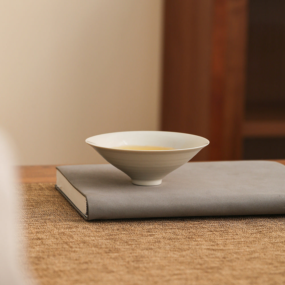Duidui’s Straw Hat Teacup (Set of 2) - Jesse's Teahouse