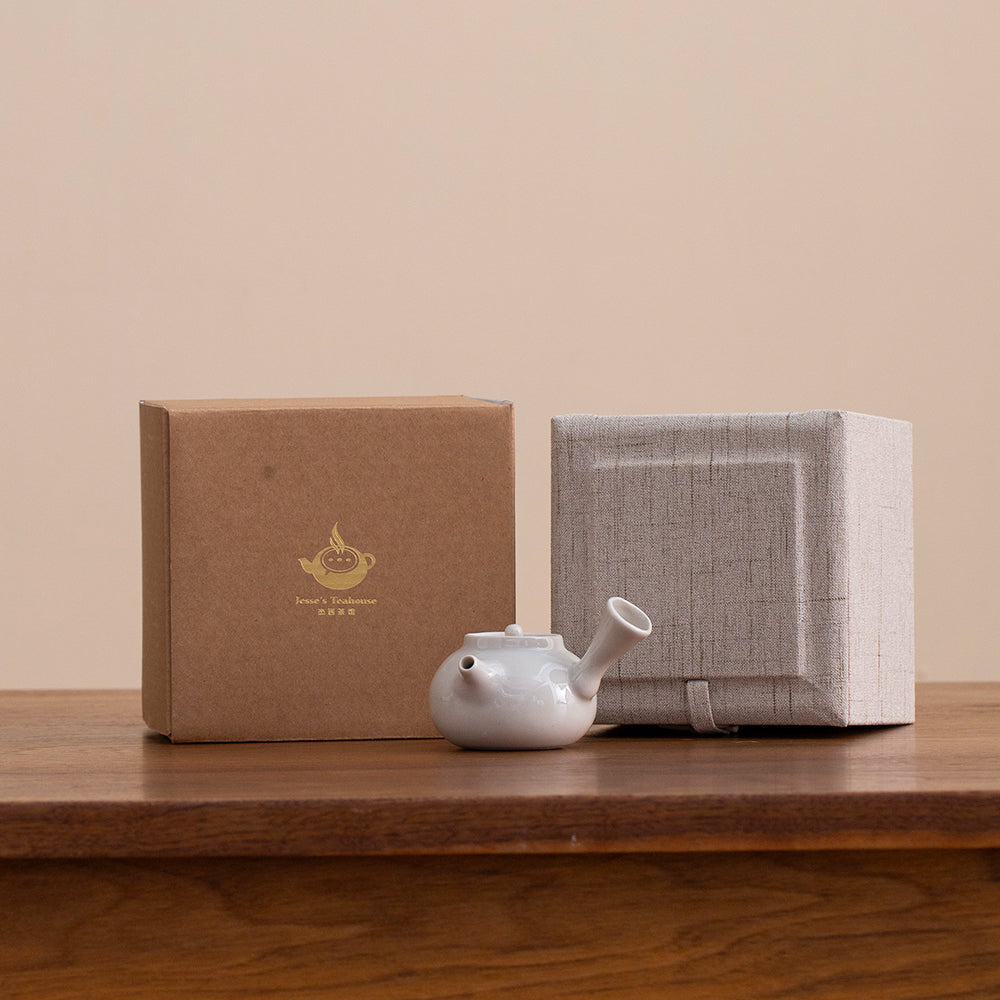 Duidui’s Mini-Kyusu Teapot - Jesse's Teahouse